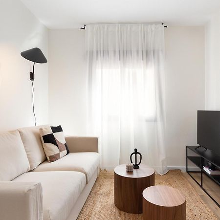 Urban Chill Apartments By Olala Homes ロスピタレート・デ・リョブレガート エクステリア 写真