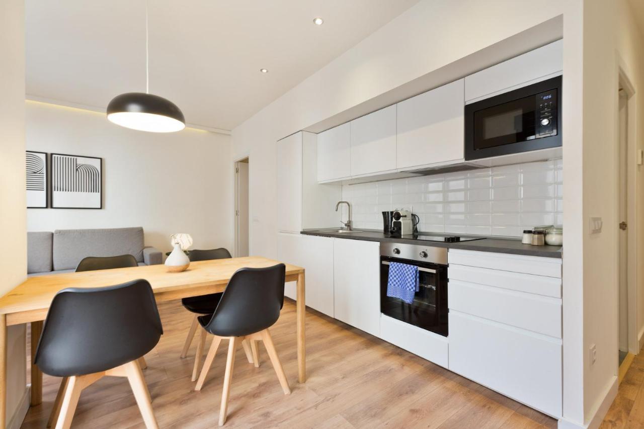 Urban Chill Apartments By Olala Homes ロスピタレート・デ・リョブレガート エクステリア 写真
