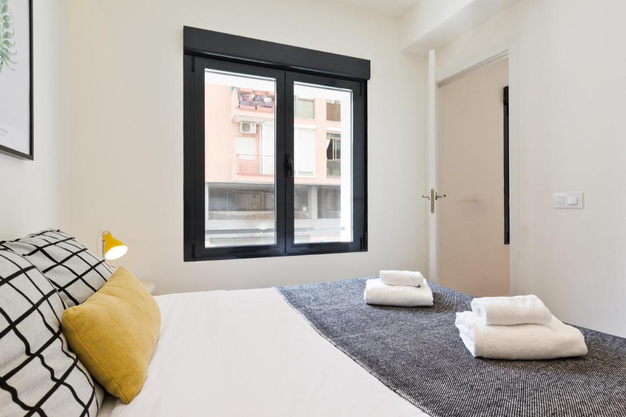 Urban Chill Apartments By Olala Homes ロスピタレート・デ・リョブレガート エクステリア 写真
