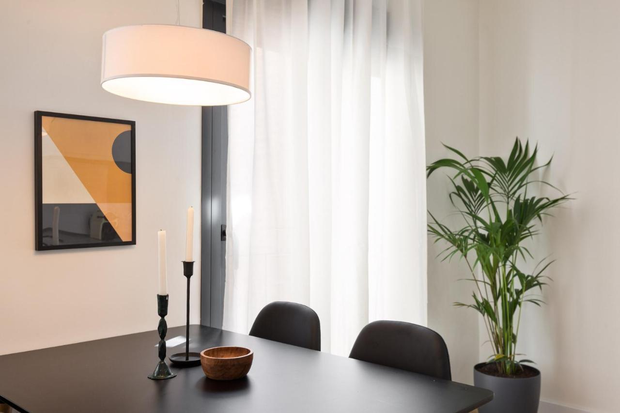 Urban Chill Apartments By Olala Homes ロスピタレート・デ・リョブレガート エクステリア 写真