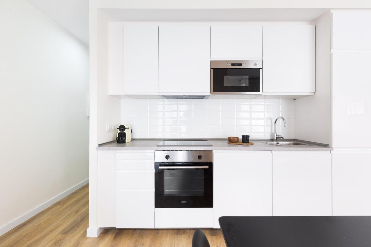 Urban Chill Apartments By Olala Homes ロスピタレート・デ・リョブレガート エクステリア 写真