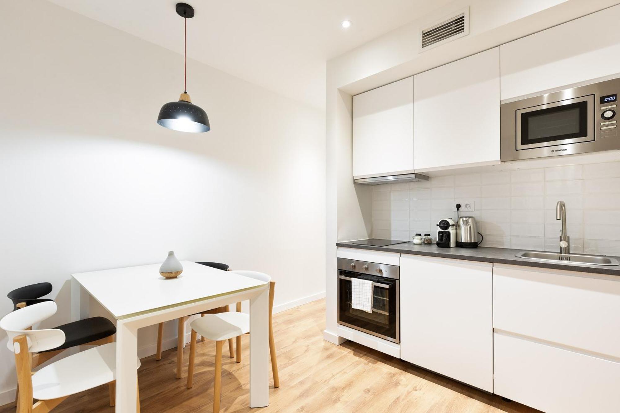Urban Chill Apartments By Olala Homes ロスピタレート・デ・リョブレガート エクステリア 写真